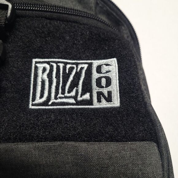 BlizzCon 2023 Official Backpack USB charger Warcraft Diablo Overwatch Blizzard - Picture 5 of 14